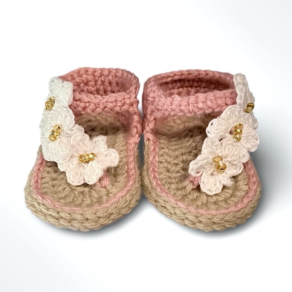 ❣️SOLD❣️ Floral Beaded Crochet Baby Girl Sandals 0-3 Months